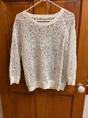 OST 100% Cotton Breathable Open Weave White Sweater. Size L. Ribbed cuffs/hem.